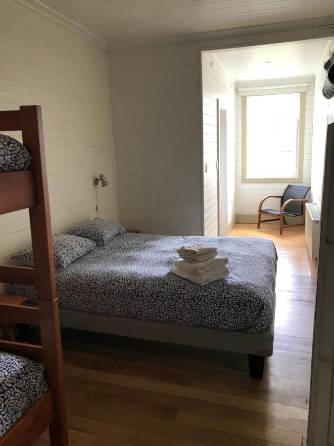 Hostal Compass Del Sur Puerto Varas Ngoại thất bức ảnh