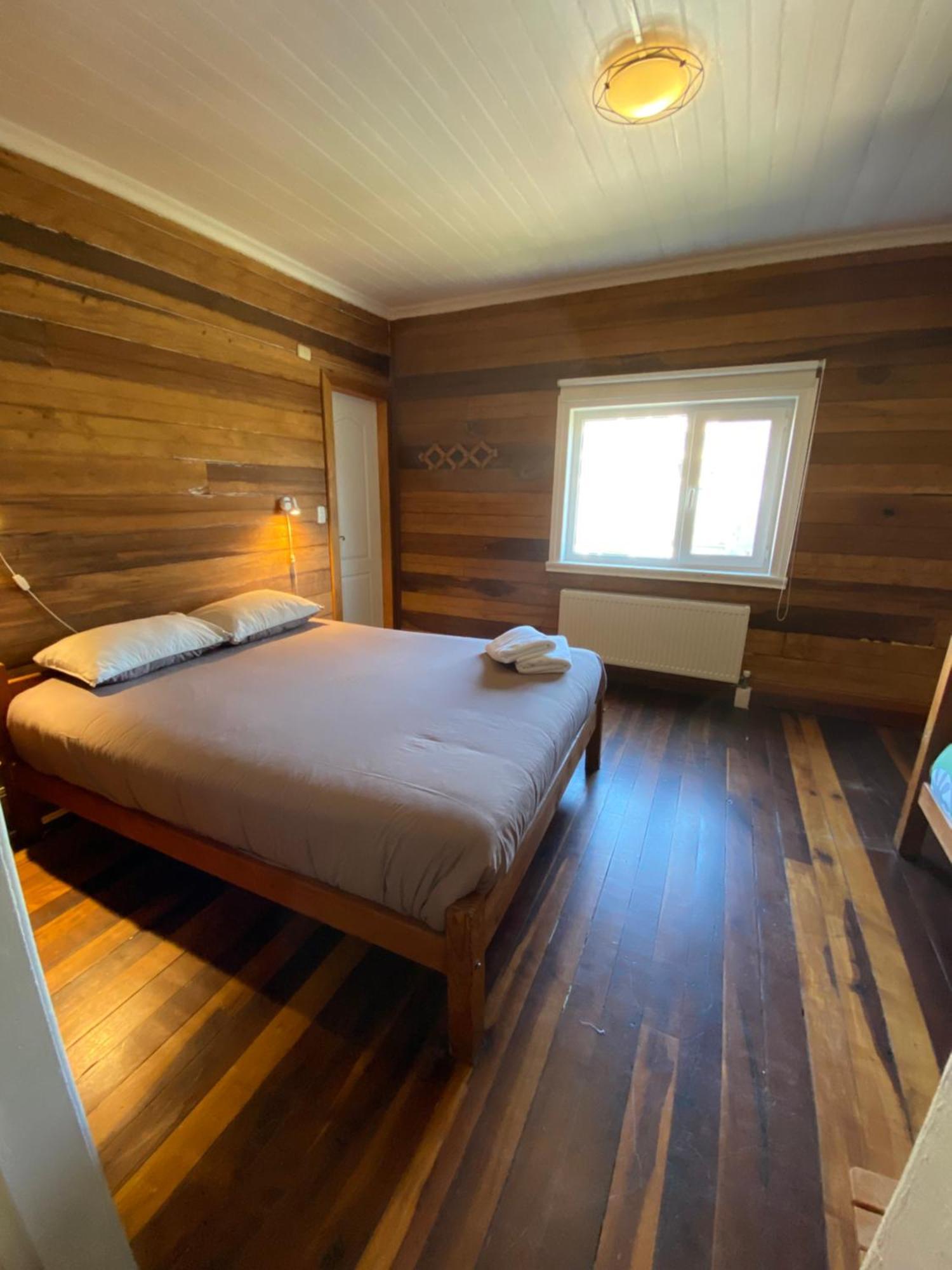 Hostal Compass Del Sur Puerto Varas Ngoại thất bức ảnh
