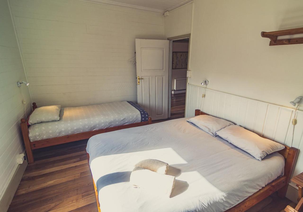 Hostal Compass Del Sur Puerto Varas Phòng bức ảnh